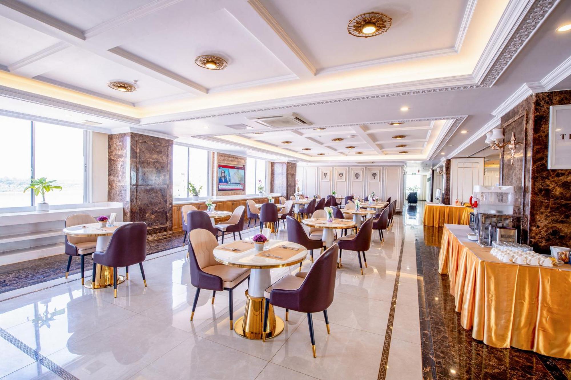 St Hotel Wattay Airport Wientian Zewnętrze zdjęcie